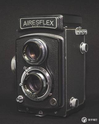 AIRESFLEX IV 雙反相機(jī) 匠心之作，攝影器材收藏與實用之選